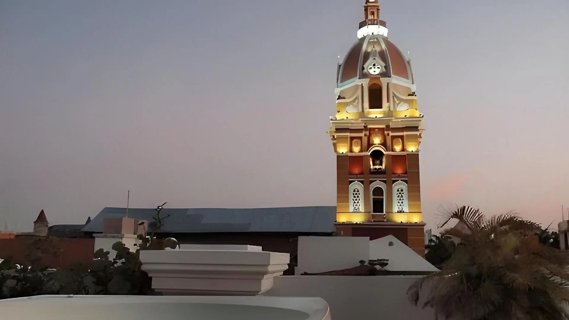 Apartment Edificio Ubicado En El Centro De La Ciudad Dentro De La Ciudad Amurallada Edificio Ayos Cartagena